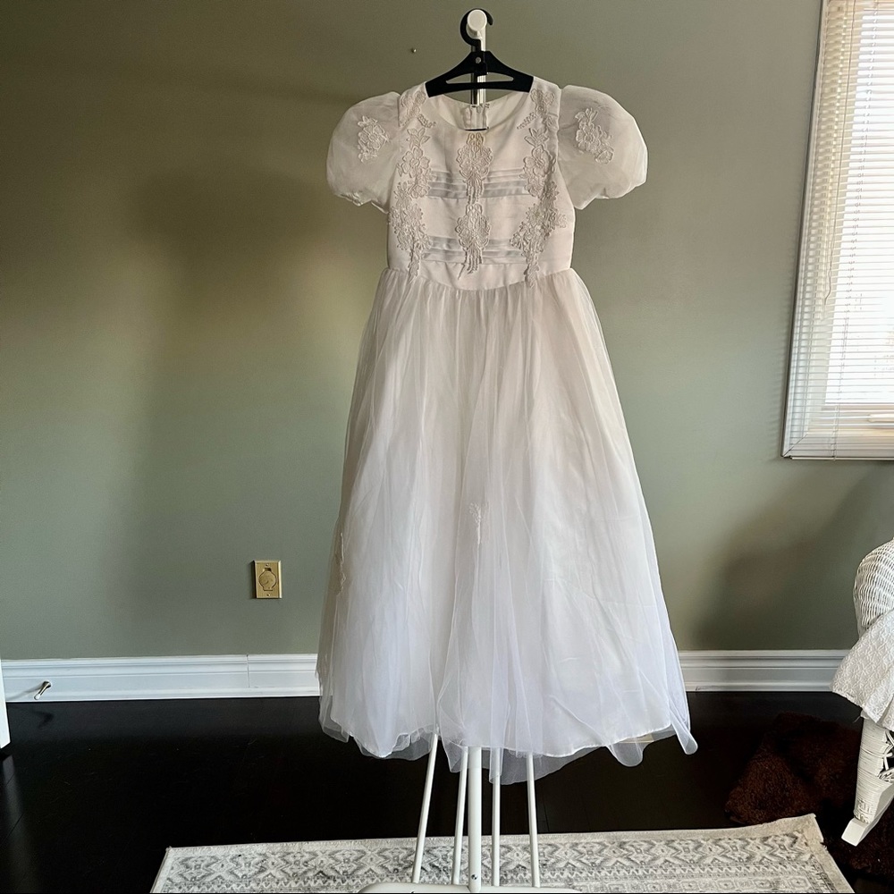 Girl’s white formal dress